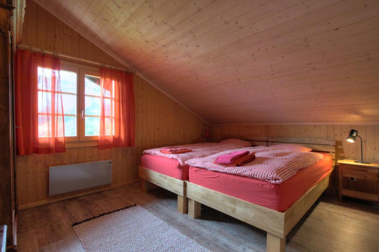 Les Jumelles Villa Gstaad Luaran gambar