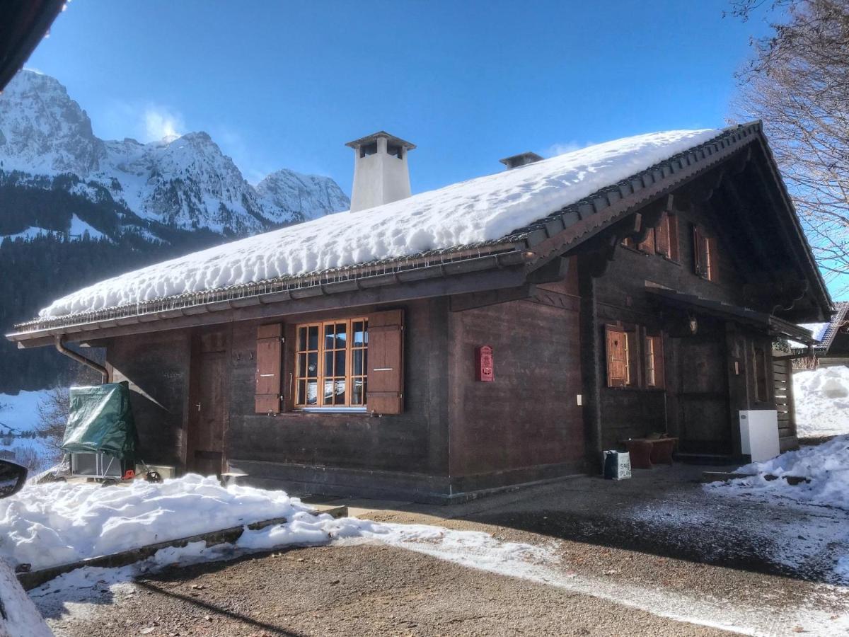 Les Jumelles Villa Gstaad Luaran gambar